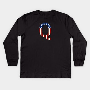 Vintage style Red White Blue Q Kids Long Sleeve T-Shirt